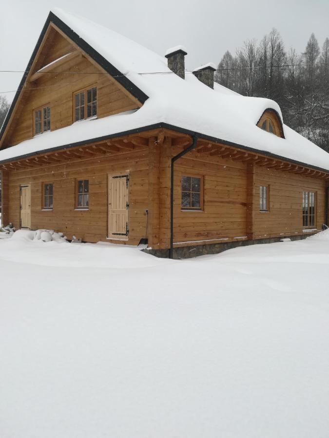 Fajna Chatka Ustrzyki Dolne Exterior foto